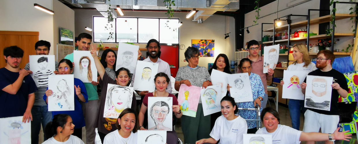 Unfolding Blue: Mawaheb