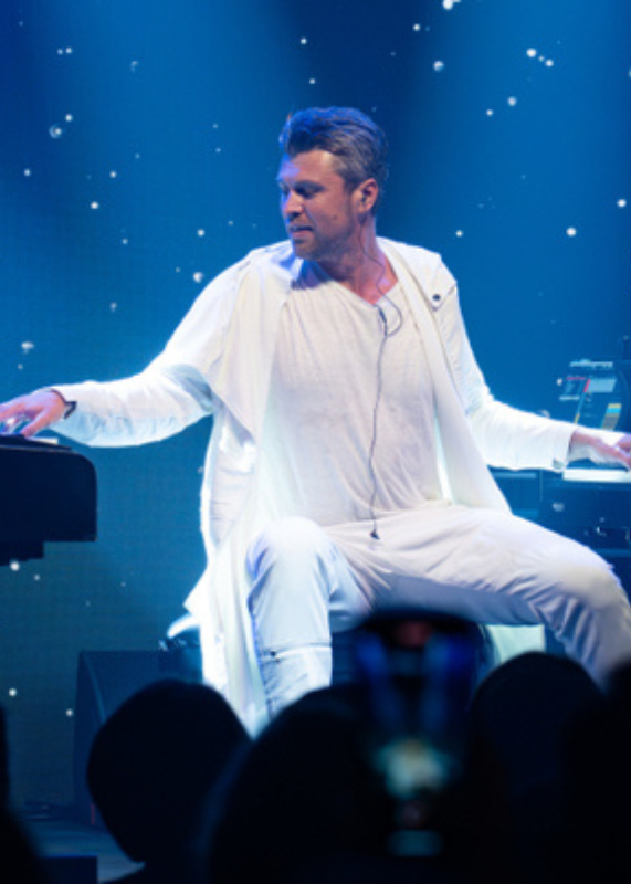 Eugen Khmara's Two Worlds