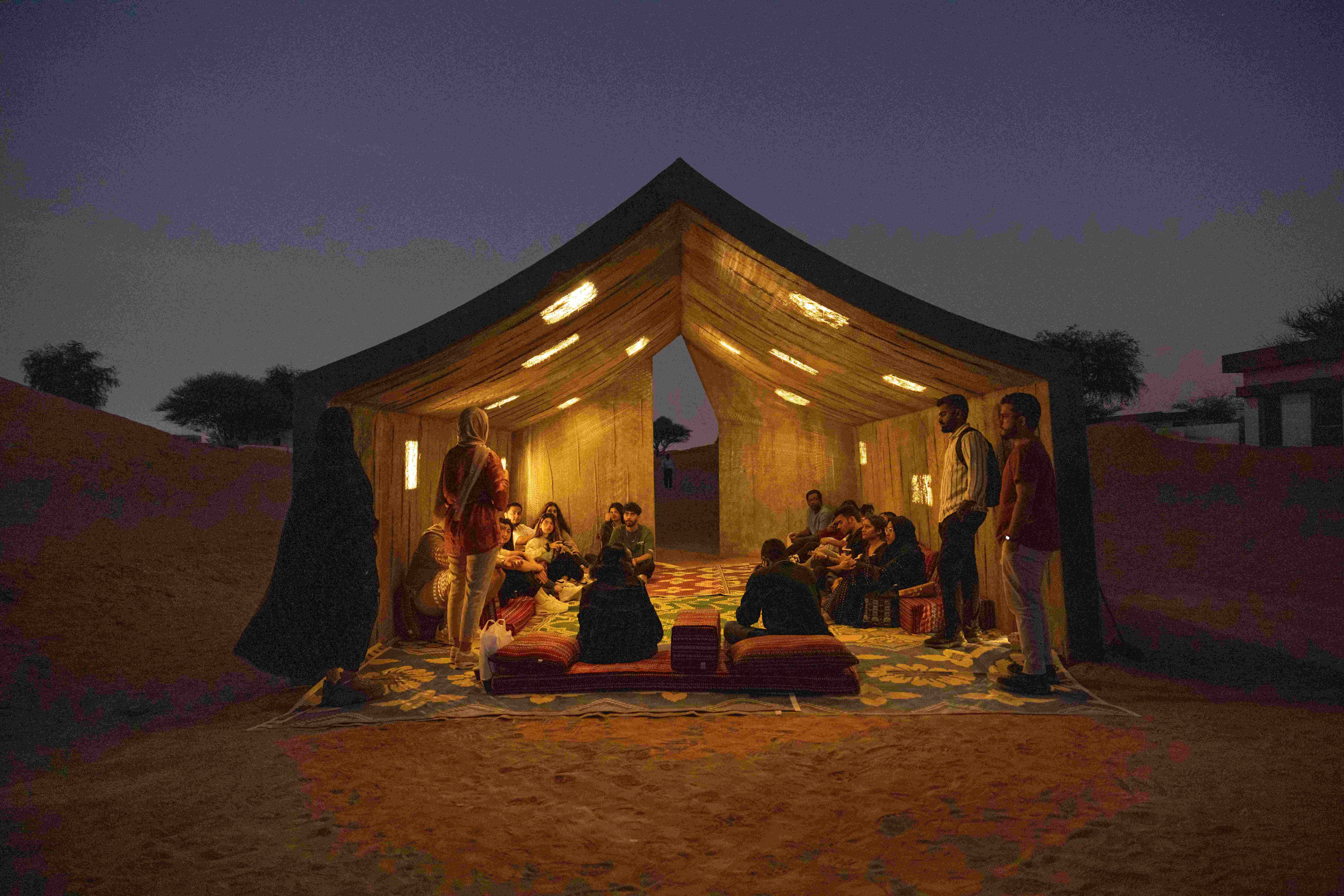 An evening at the Concrete Tent with DAAR