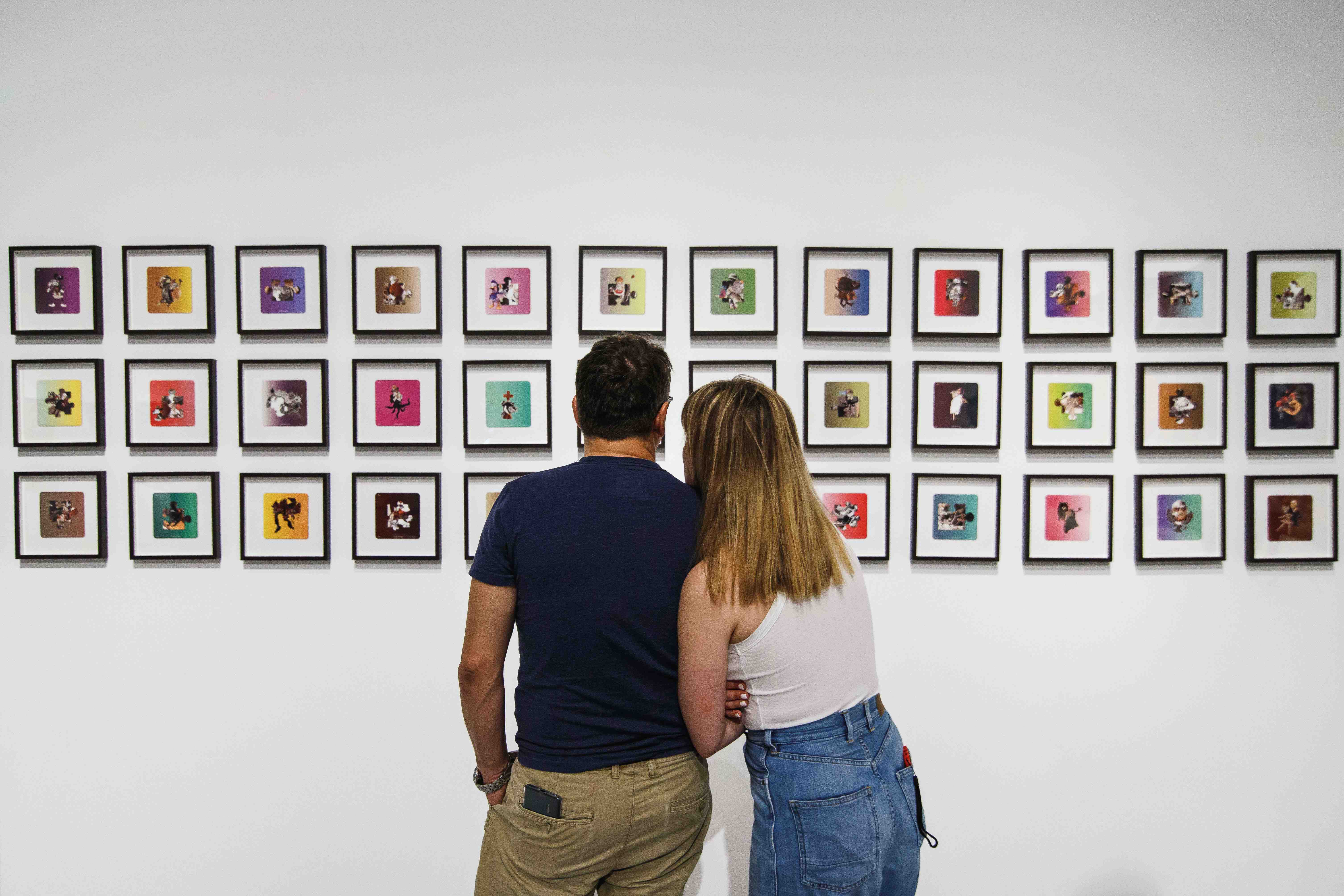 Slow Art Walk in English with Hassana Arif