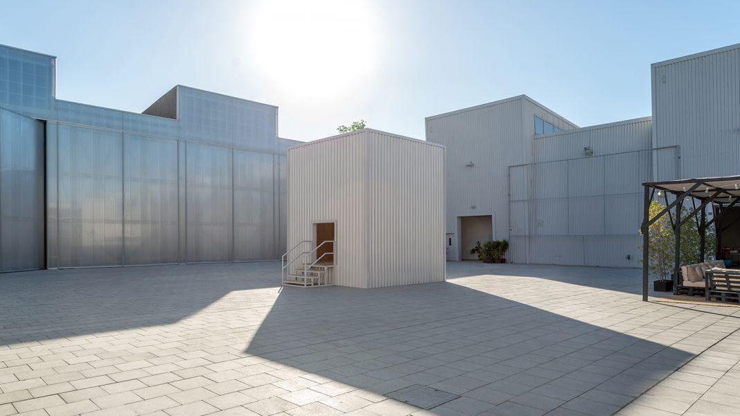 Living Under The Net