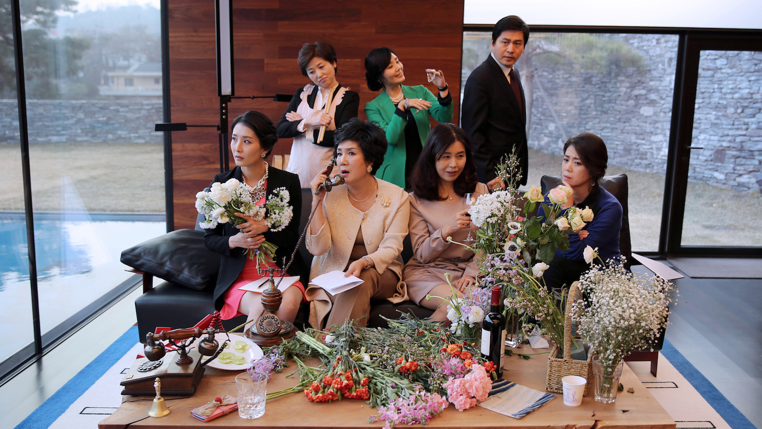 Noria: Circulation Of People In Systems