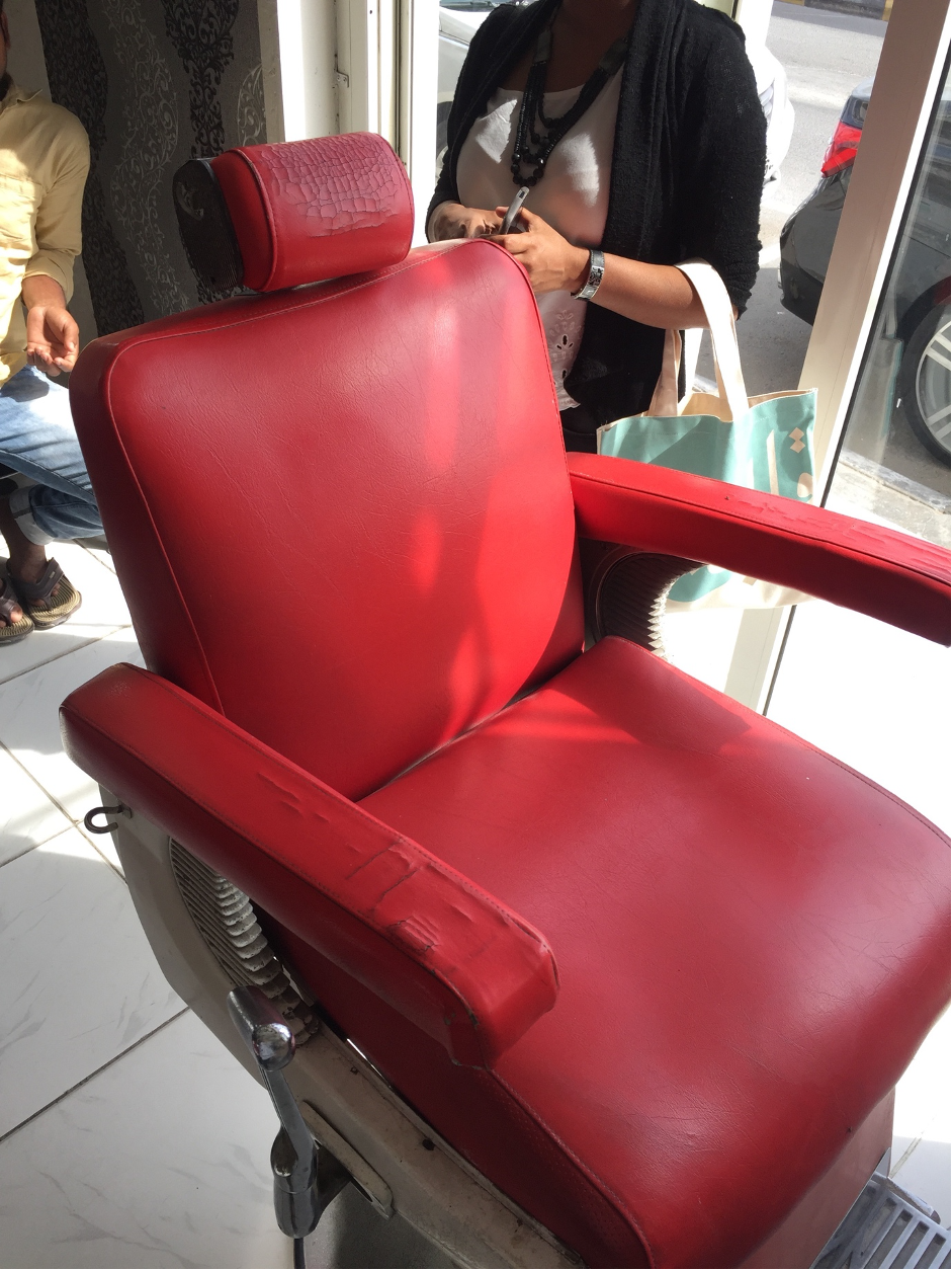 Al Abyad Saloon interior, March 2017. Image courtesy of the author